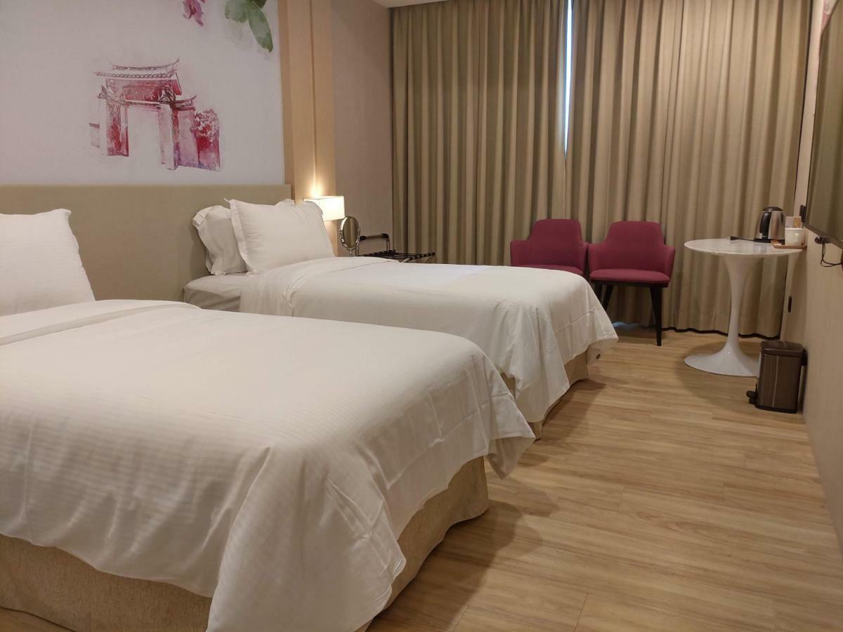 星鑽國際商旅 編號315 Hotell Tainan Eksteriør bilde